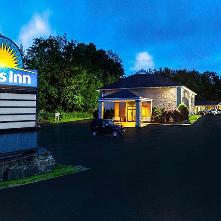 Days Inn By Wyndham Donegal Ngoại thất bức ảnh