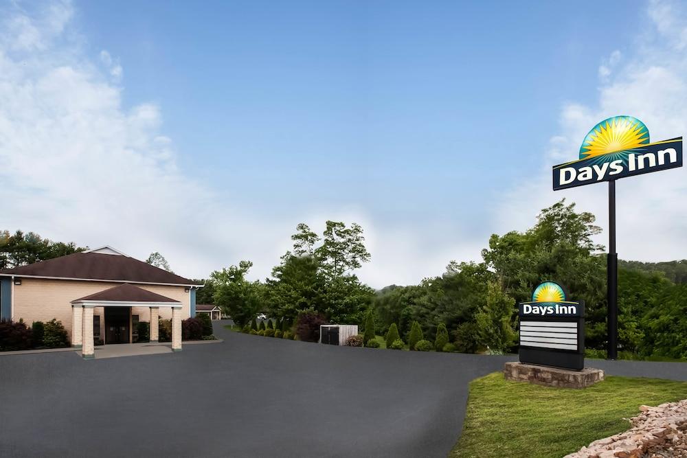 Days Inn By Wyndham Donegal Ngoại thất bức ảnh
